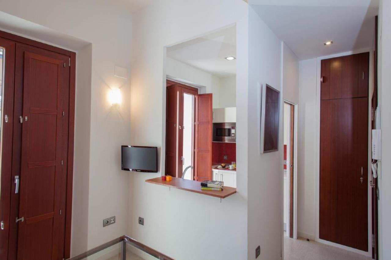 Apartamento Puerta Del Arenal - Kainga Homes Sevilla Exteriör bild