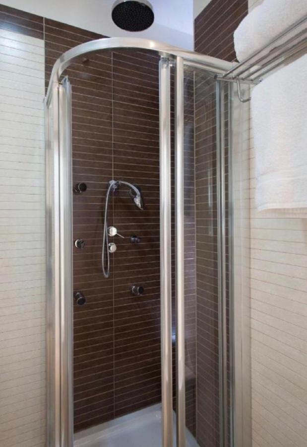 Apartamento Puerta Del Arenal - Kainga Homes Sevilla Exteriör bild